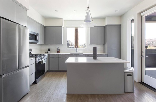Rhodes Ranch Apartment | Landing | Chic 2BD, Clubhouse, Gym