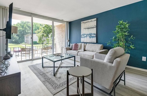 Greenbelt Apartment | Landing | Modern 1BD, Gym, Pool