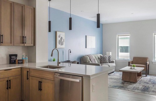 Northern Liberties Apartment | Landing | Modern 1BD, Pool