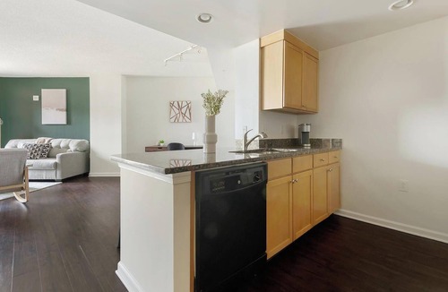 Navy Yard Apartment | Landing | Spectacular 1BD, Gym, Courtyard
