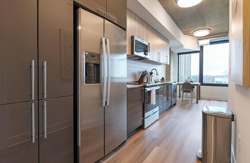 Baileys Crossroads Apartment | Landing | Stunning 1BD, Game Room, Gym