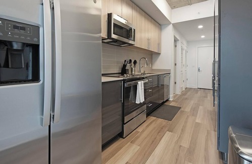 Baileys Crossroads Apartment | Landing | Stunning 1BD, Game Room, Gym
