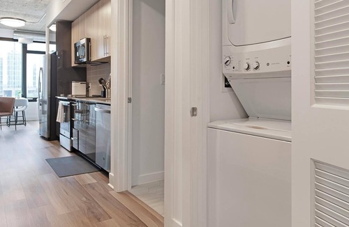 Baileys Crossroads Apartment | Landing | Stunning 1BD, Game Room, Gym
