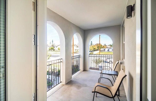 Temecula Apartment | Landing | Stunning 2BD, Game Room, Gym
