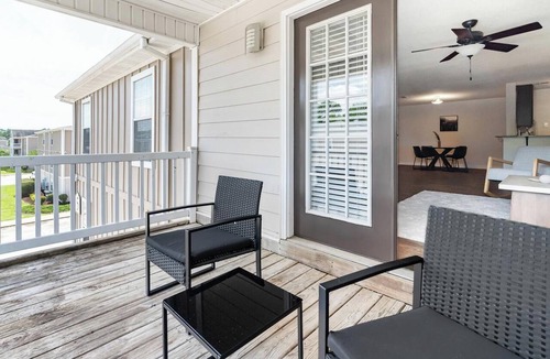 Gulf Hills Apartment | Landing | Stunning 3BD, Gym, Clubhouse