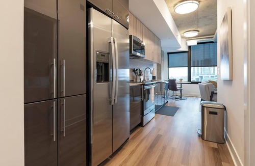 Baileys Crossroads Apartment | Landing | Stylish 1BD, Game Room, Gym