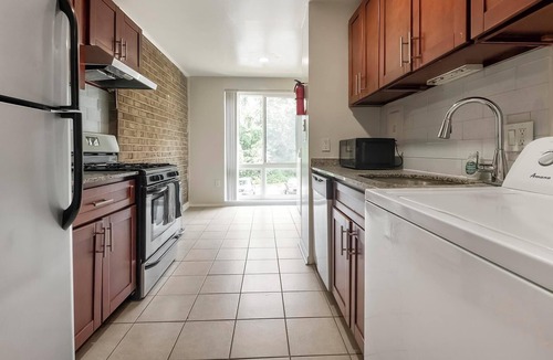 Greenbelt Apartment | Landing | Stylish 2BD, Pool, Gym
