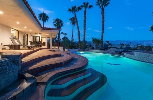 Chino Canyon House | Large 6 Bedroom Palm Springs Home