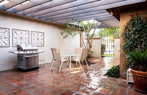 Rancho Mirage Condo | Large Palm Springs Condo | Very Close to Shopping and Restaurants