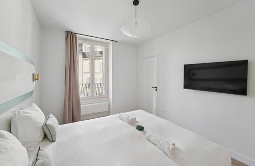 Epinettes Apartment | Lavie Maison : Apartment near Montmartre