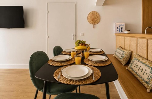 15th Arrondissement Apartment | Lavie Maison | Parisian living, Eiffel Tower