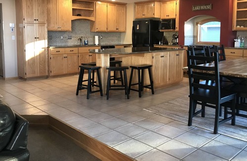 Willmar House | Lawler's Beach Cabin on Eagle Lake, Willmar, MN (also near Spicer, MN)