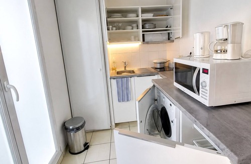 19th Arrondissement Apartment | Le Cocon du Professionnel Paris +Parking 1-10 months
