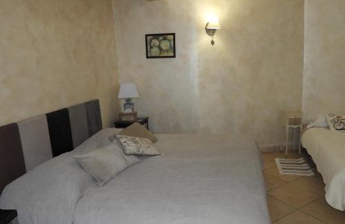 Saint-Jean-aux-Bois Bed & Breakfast | Le jardin de Saint Jean