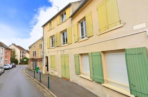 Beaumont-sur-Oise Apartment | Le Jardin Paisible Beaumontois