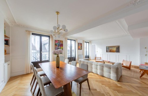 Marais Apartment | Le Marais - Iconic Penthouse with Balcony