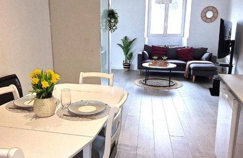Moussy-le-Vieux Apartment | le MOUSSY F2 près de Roissy CDG & Parc Astérix