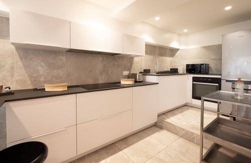 Quartier du Petit-Montrouge Apartment | Le Patio d’Alésia - Welkeys