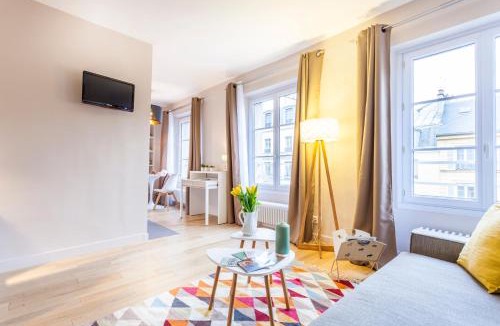 Notre-Dame Apartment | Le Petit Versailles