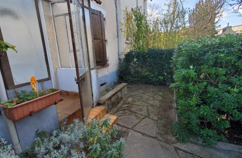 Draveil Apartment | Le Refuge Nature à 20 min de Paris et d'Orly via RER Juvisy