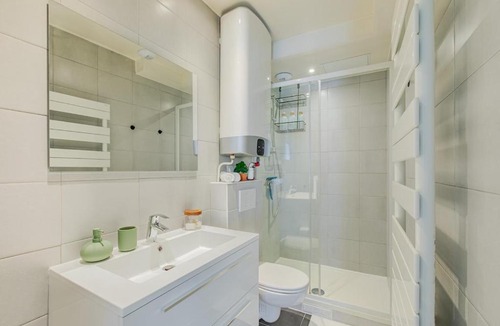 Jouy-en-Josas Apartment | Le Saint-Martin - Studio rénové - Versailles 7 min - HEC 5 min