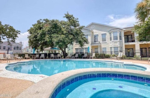 Gulfport Villa | Legacy Villa 1505 | Just a Short Walk to the Beach!