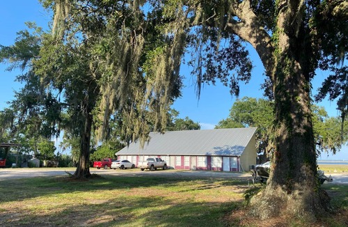Gautier House | Legend Oaks Room 6 over the water