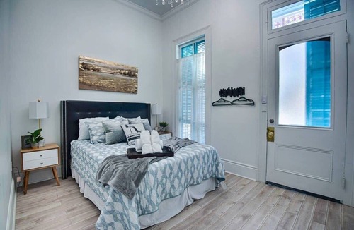 Faubourg Marigny Bed & Breakfast | Legendary Prudhomme Chateau near FR QT by YouRent