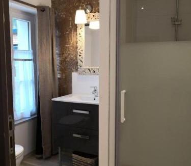 L'Isle-Adam House | Les 7 sources