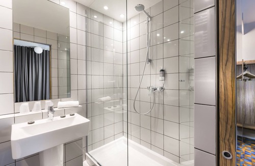 Saint-Vincent-de-Paul Hotel | Libertel Gare Du Nord Suede
