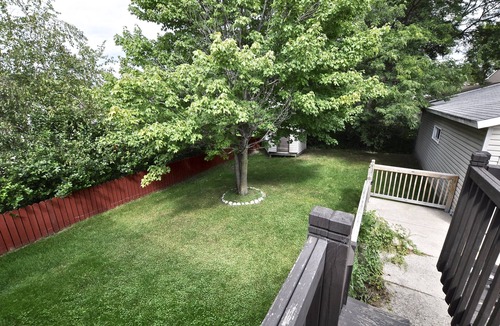 Glendale House | Lily House - 4 BR 2 Bath - Just 4 miles from Mayo Clinic/St. Mary's