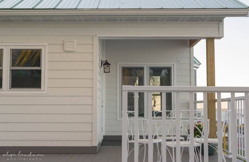 Sturgeon Bay Cottage | Lily Pad, a Door County Waterfront Cottage in Sturgeon Bay