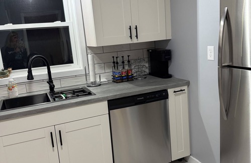Alexandria House | Little Loon Cottage- Charming two bedroom home in the heart of Alexandria, Mn.