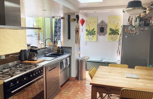 19th Arrondissement House | Loft house in a quiet and full of light in a private passage