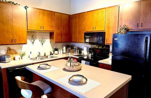 Canal Park Apartment | Loft on Lake Ave