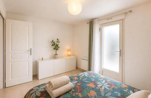 Le Mesnil-en-Thelle Apartment | Logement cosy au calme Proche Chantilly et gares
