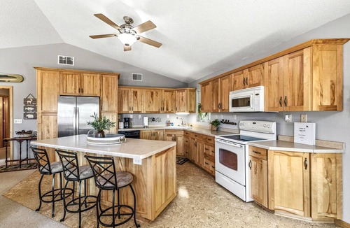 Brill Condo | Long Lake Landing – Unit 3 | Spacious Lakeview Condo with Private Boat Slip