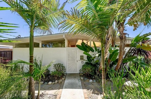 Loma Alta House | LOOK and BOOK! Midcentury Modern Home near Beach!