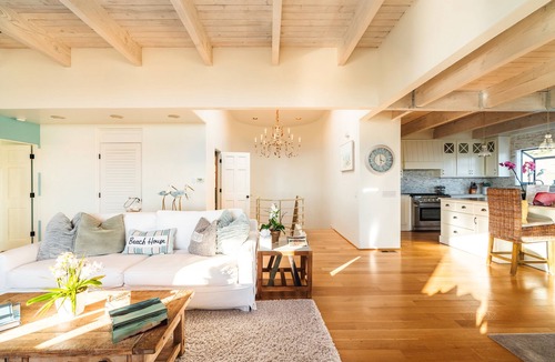 Summerland House | LOV-Luxury Ocean View Beach House