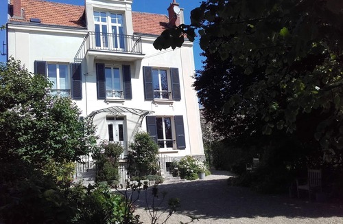 Thorigny-sur-Marne House | Lovely 19th Century Family House Garden 25 mn from Paris & Disneylandp