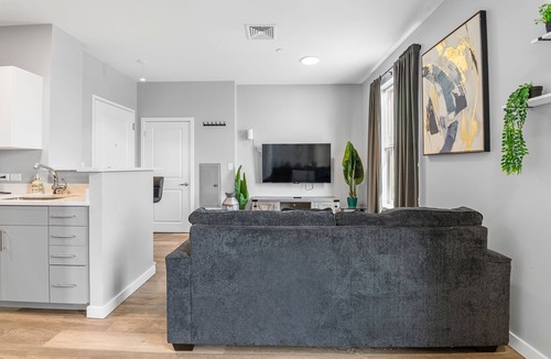 Everett Apartment | Lovely 1BR Near Encore Boston 8m9e