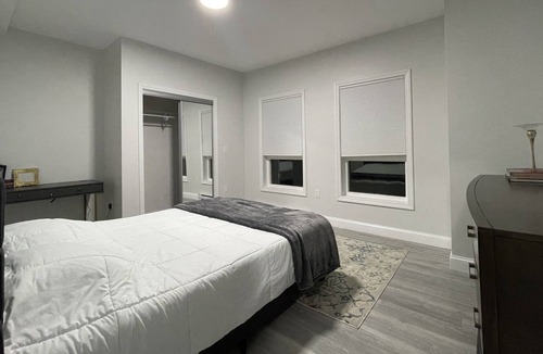 Everett Condo | Lovely 2 bedroom condo W parking included