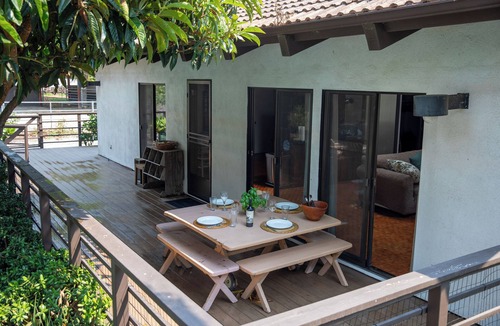 Hope Ranch House | Lovely 2 bedroom house in a beautiful Santa Barbara neighborhood.