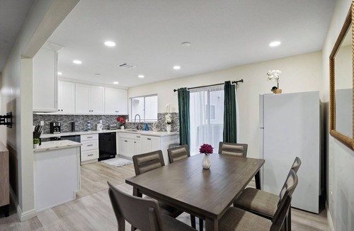 Cypress Apartment | Lovely 3-bedroom apartment within 15 minutes of Disneyland/Central OC