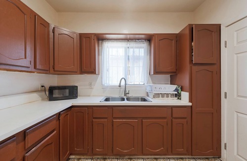 Inglewood House | Lovely 3-bedroom sofi house perfect for your stay