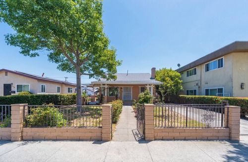 Inglewood House | Lovely 3-bedroom sofi house perfect for your stay
