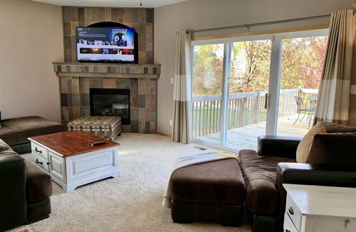 Urbandale House | Lovely home with 4 beds in Urbandale