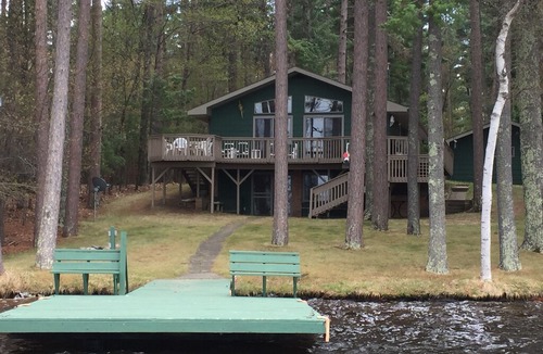 Eagle River House | Lovely Open-Concept Home on Catfish Lake w/Guest Cottage