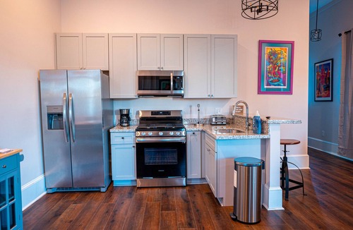 Faubourg Delassize House | Lower Garden Home Walk 2 Streetcar