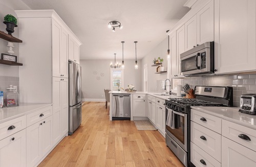 Macalester - Groveland House | ≪❈≫ Luxe Modern Farmhouse Retreat >>> St. Paul MN ~ Twin Cities <<<